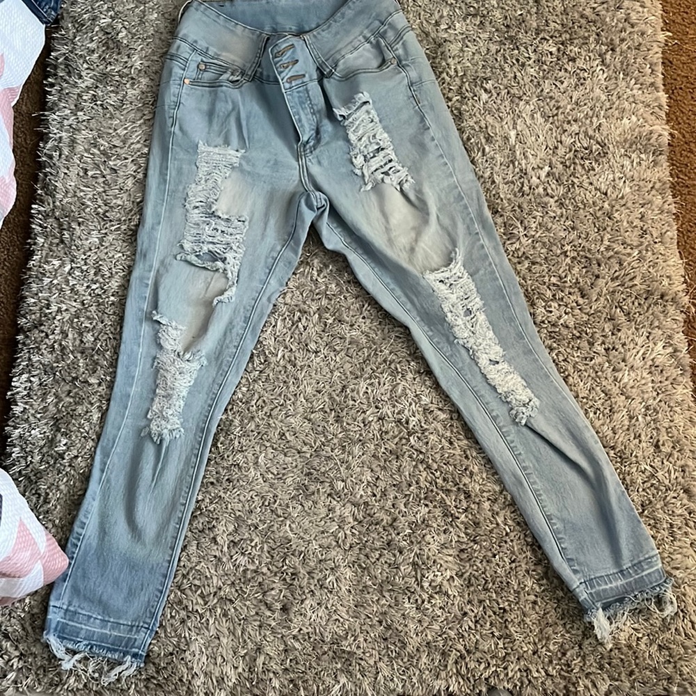 Light washed denim jeans!